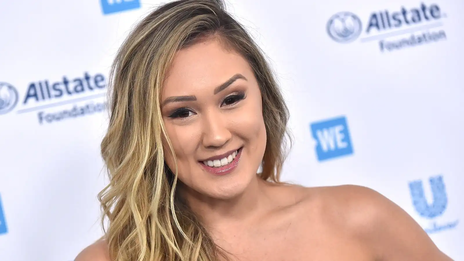 Lauren Riihimaki Net Worth, Age, Bio, Height, Wiki, Profile